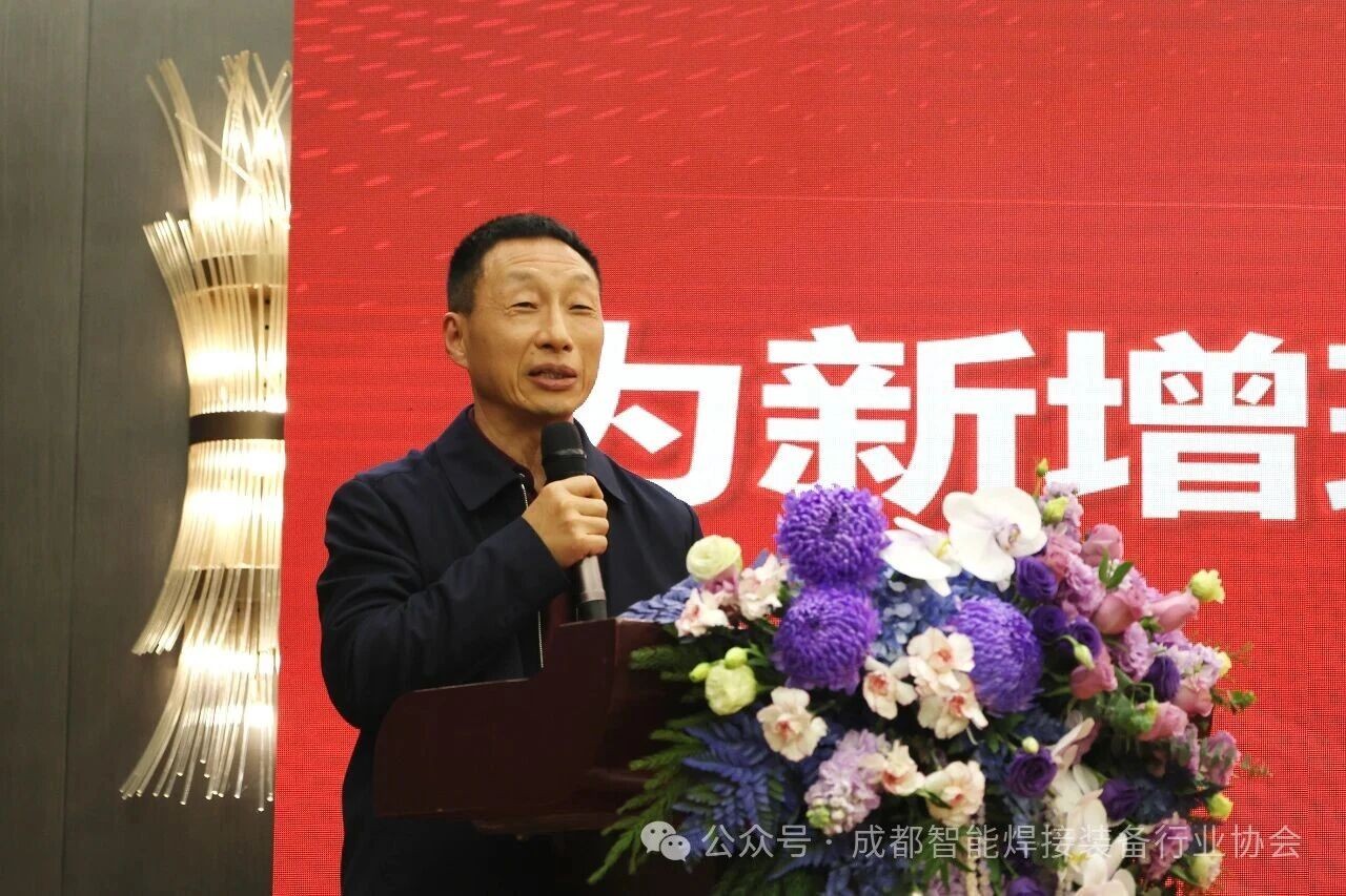 熊健.jpg